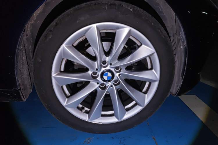Used BMW 3 Series GT 2019 320i Sport Edition Exterior 1