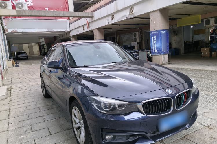 Used BMW 3 Series GT 2019 320i Sport Edition Exterior 2