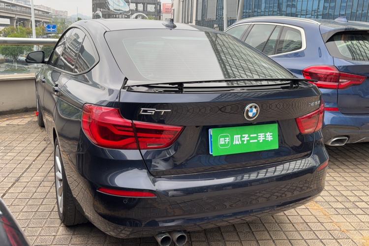 Used BMW 3 Series GT 2019 320i Sport Edition Exterior 2
