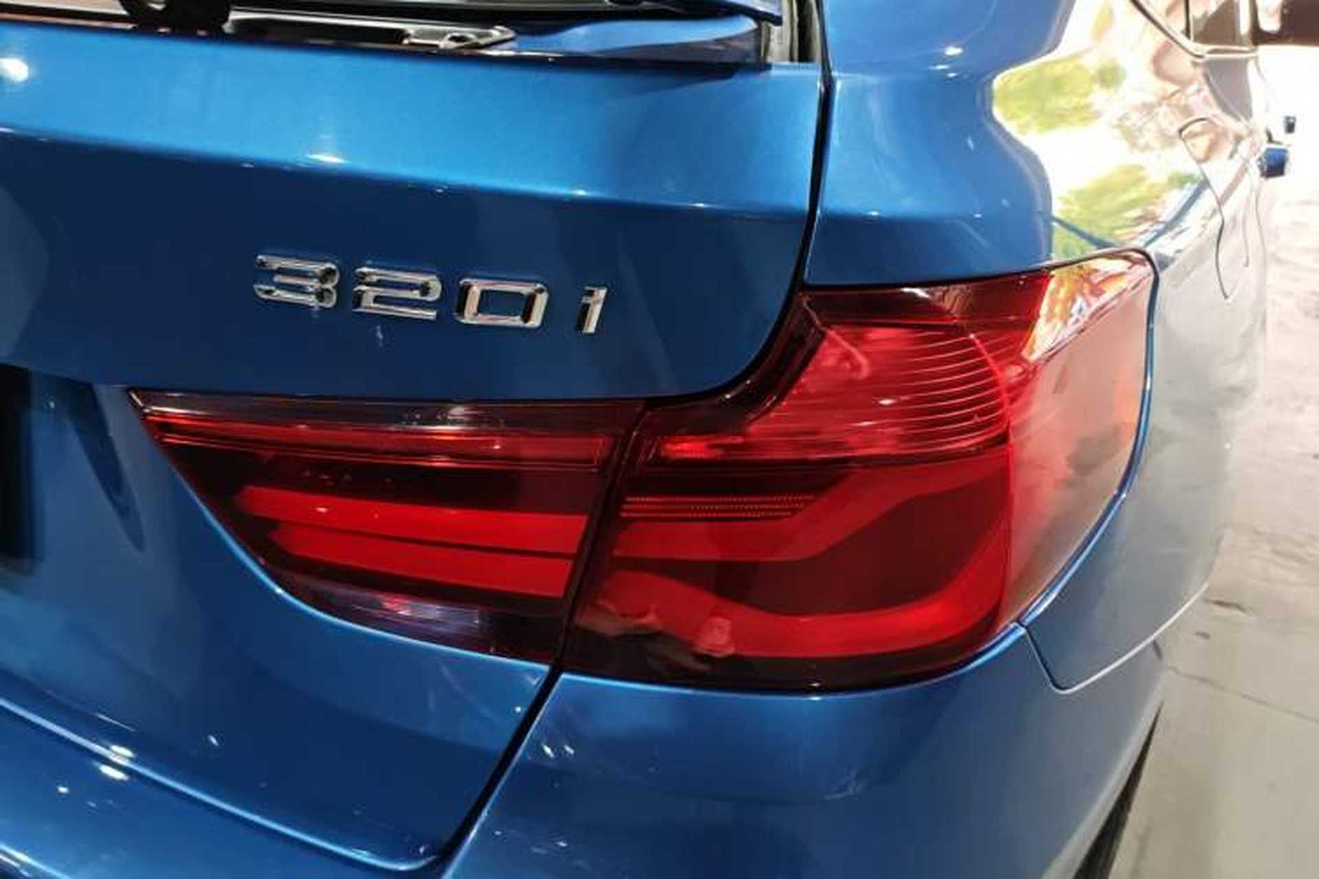 Used BMW 3 Series GT 2019 320i M Sport Night Edition Exterior 3
