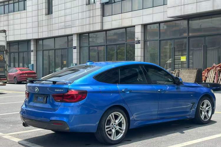 Used BMW 3 Series GT 2019 320i M Sport Package Exterior 3