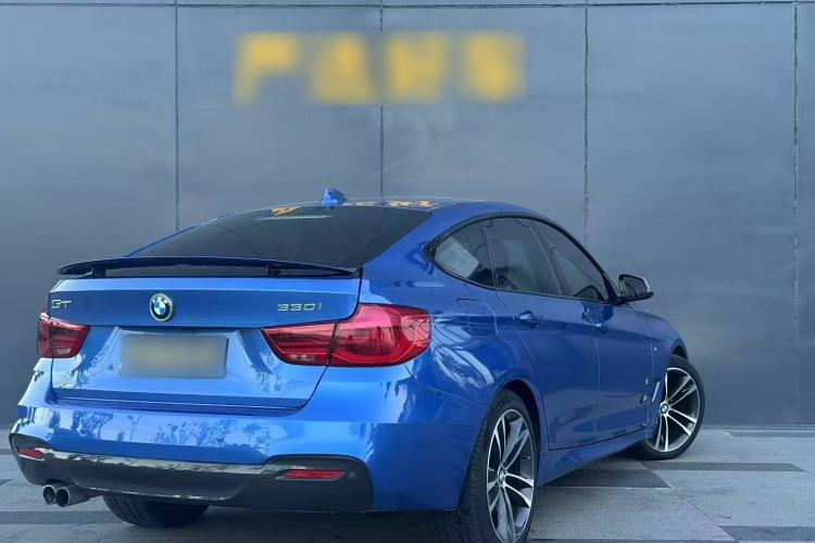 Used BMW 3 Series GT 2019 330i xDrive M Sport Edition Exterior 4
