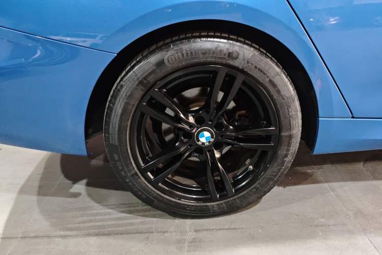 Used BMW 3 Series GT 2019 320i M Sport Night Edition Exterior 5