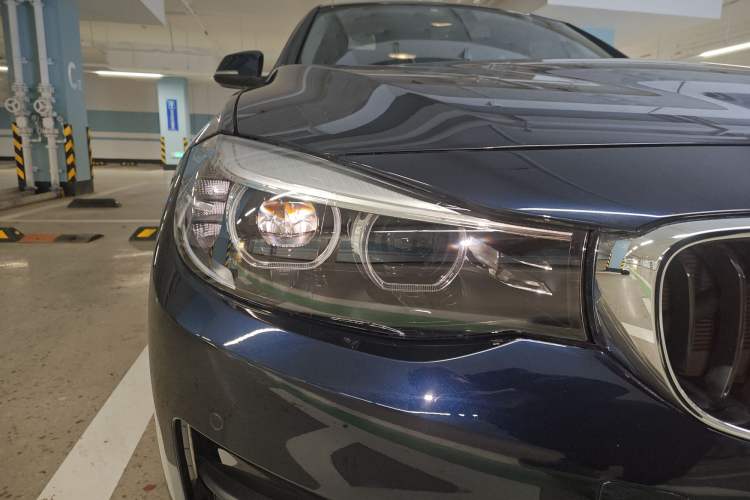 Used BMW 3 Series GT 2019 320i Sport Edition Exterior 6