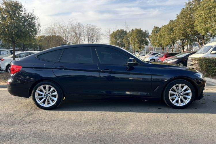 Used BMW 3 Series GT 2019 320i Sport Edition Exterior 7