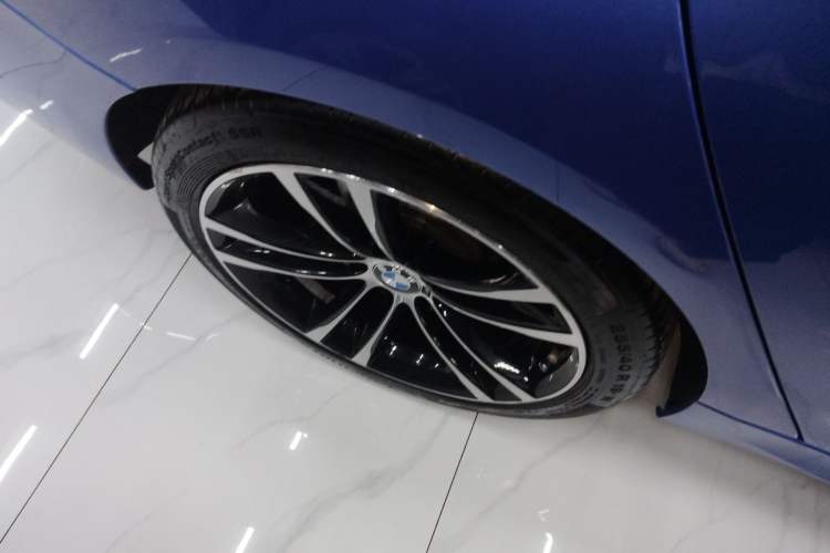 Used BMW 3 Series GT 2019 330i xDrive M Sport Night Edition Exterior 8