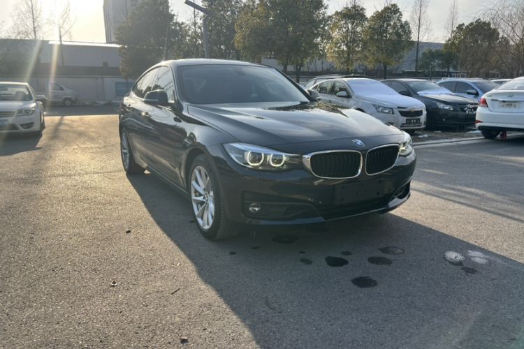 Used BMW 3 Series GT 2019 320i Sport Edition Exterior 8