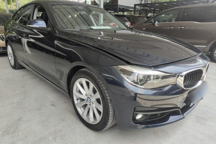 Used BMW 3 Series GT 2019 320i Sport Edition Front Right 45 Deg