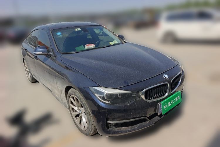 Used BMW 3 Series GT 2019 320i Sport Edition Front Right 45 Deg