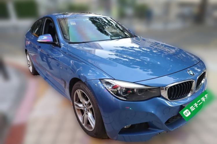 Used BMW 3 Series GT 2019 320i M Sport Front Right 45 Deg