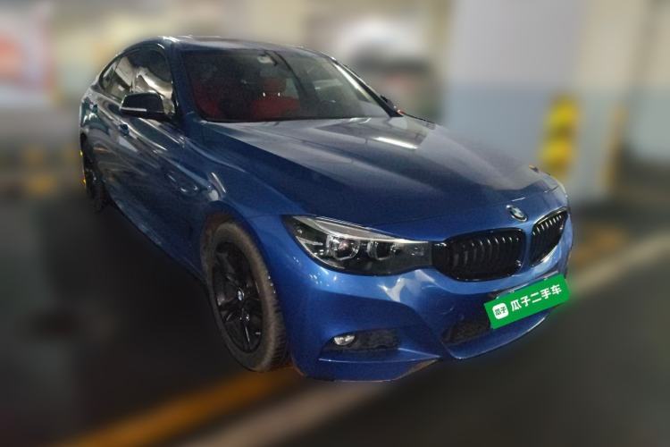 Used BMW 3 Series GT 2019 320i M Sport Package Front Right 45 Deg