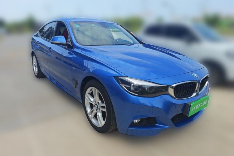 Used BMW 3 Series GT 2019 320i M Sport Front Right 45 Deg