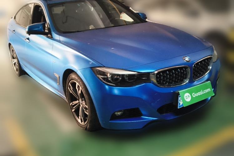 Used BMW 3 Series GT 2019 320i M Sport Front Right 45 Deg