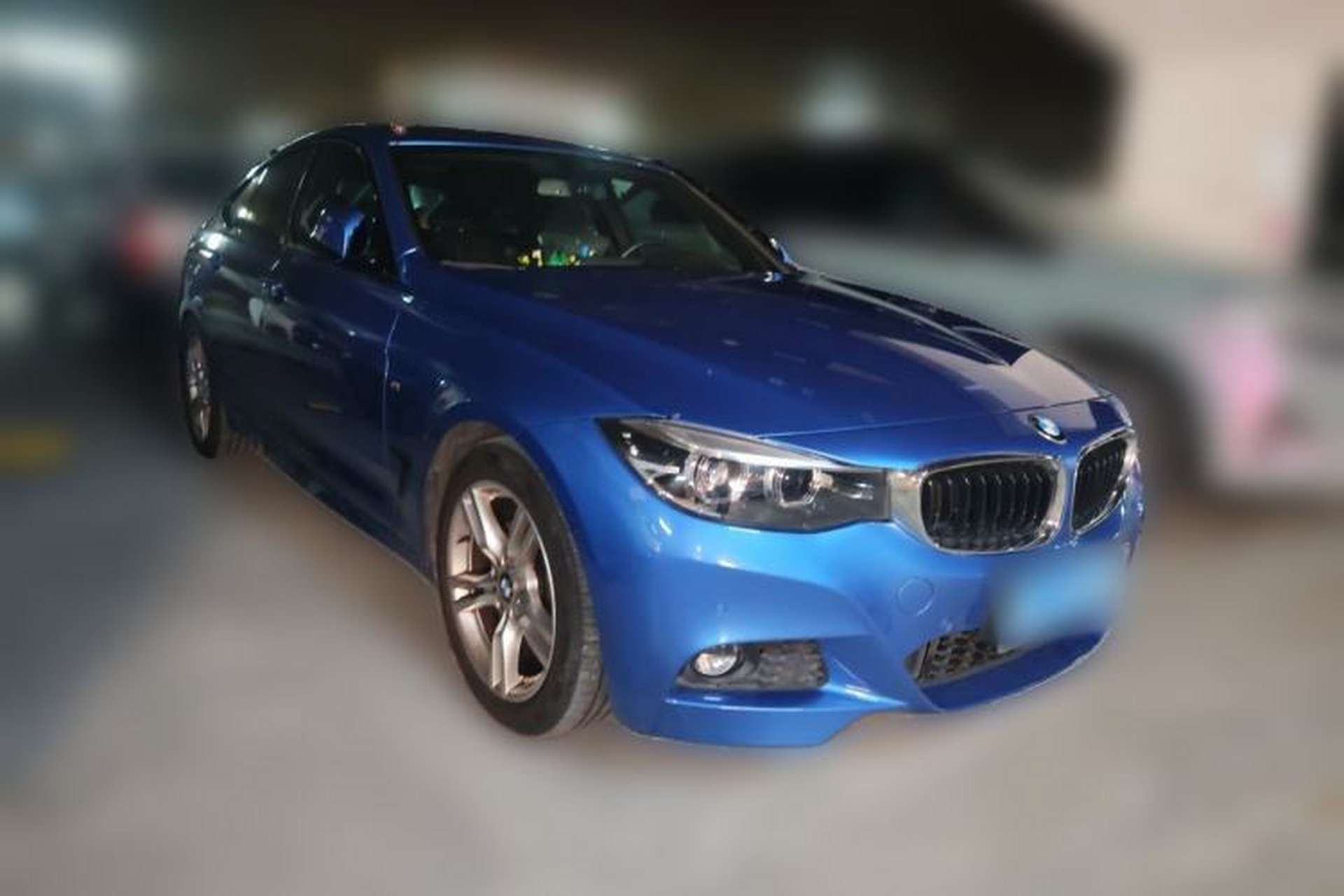 Used BMW 3 Series GT 2019 320i M Sport Front Right 45 Deg