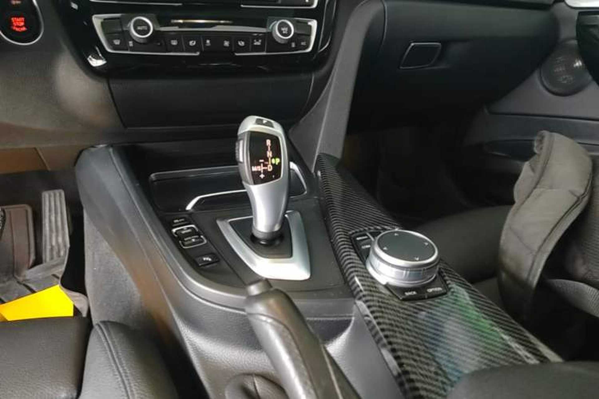 Used BMW 3 Series GT 2019 320i M Sport Package Gear Lever