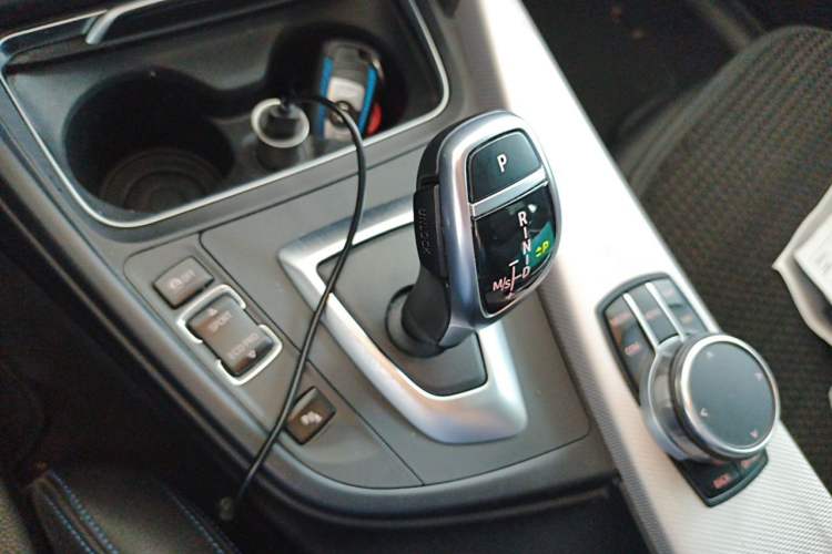 Used BMW 3 Series GT 2019 320i M Sport Gear Lever