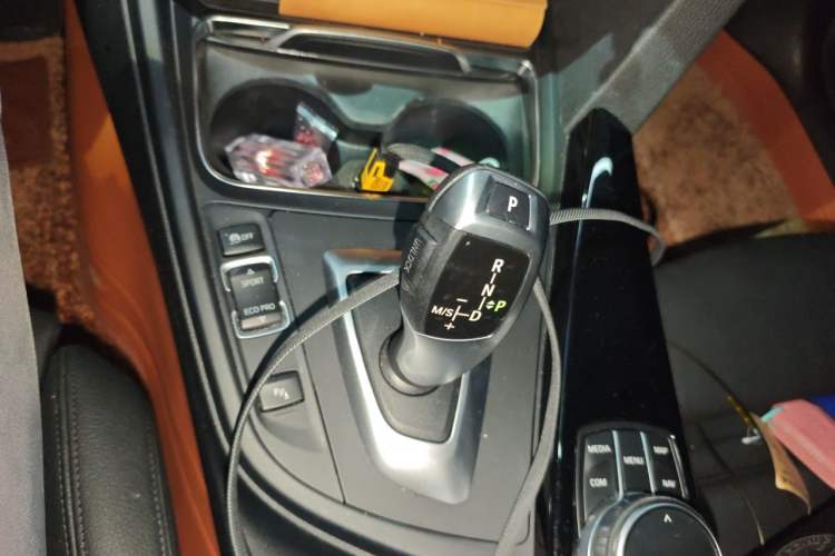 Used BMW 3 Series GT 2019 320i M Sport Package Gear Lever