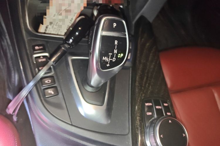 Used BMW 3 Series GT 2019 330i xDrive M Sport Night Edition Gear Lever