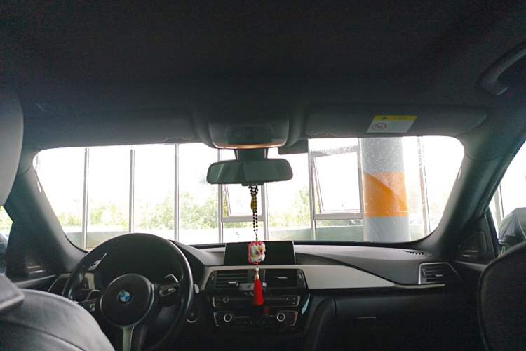 Used BMW 3 Series GT 2019 320i M Sport Headliner