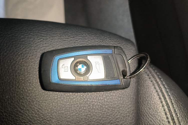 Used BMW 3 Series GT 2019 320i M Sport Package Interior 1