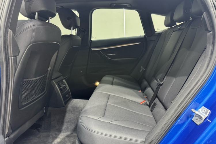 Used BMW 3 Series GT 2019 320i M Sport Package Interior 3