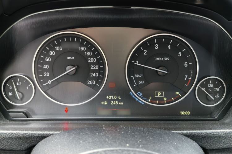 Used BMW 3 Series GT 2019 320i Sport Edition Interior 5