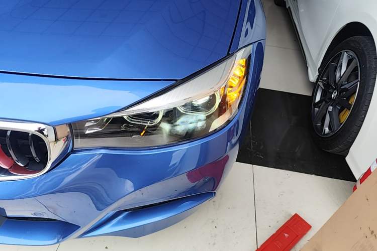 Used BMW 3 Series GT 2019 320i M Sport Package Left Front Headlight