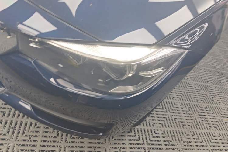 Used BMW 3 Series GT 2019 320i Sport Edition Left Front Headlight