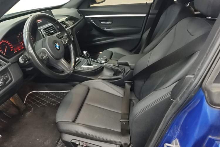 Used BMW 3 Series GT 2019 320i M Sport Package Left Front Seat