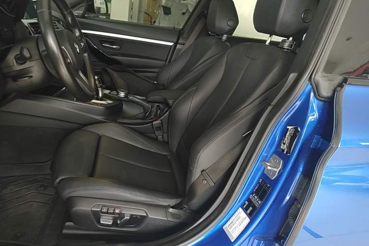 Used BMW 3 Series GT 2019 320i M Sport Package Left Front Seat
