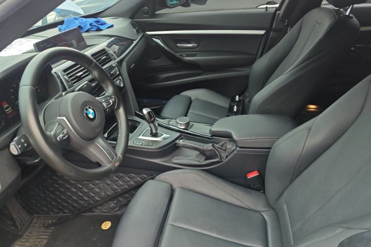 Used BMW 3 Series GT 2019 320i M Sport Package Left Front Seat
