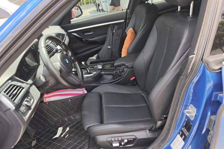 Used BMW 3 Series GT 2019 320i M Sport Package Left Front Seat