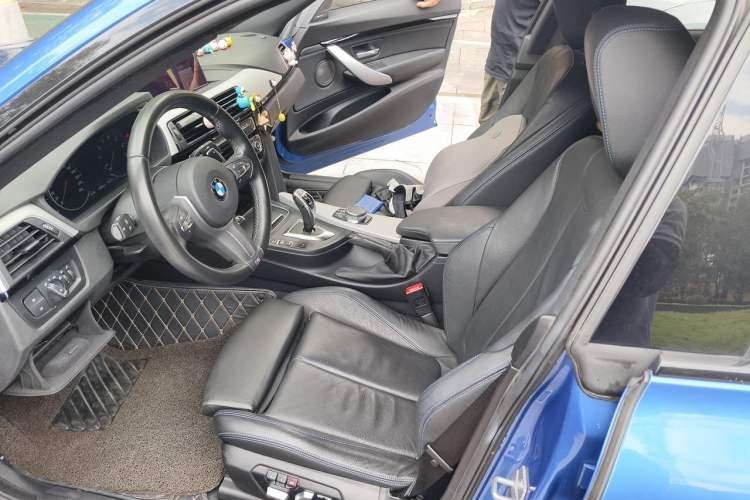 Used BMW 3 Series GT 2019 320i M Sport Left Front Seat