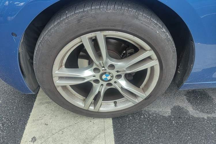 Used BMW 3 Series GT 2019 320i M Sport Left Front Wheel Hub