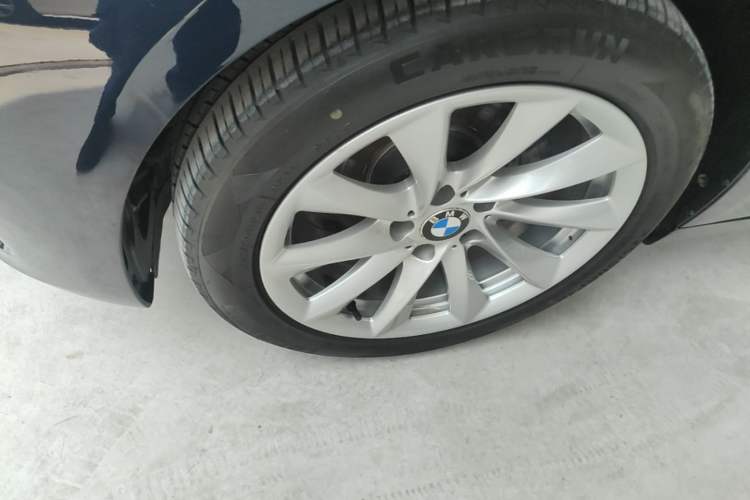 Used BMW 3 Series GT 2019 320i Sport Edition Left Front Wheel Hub