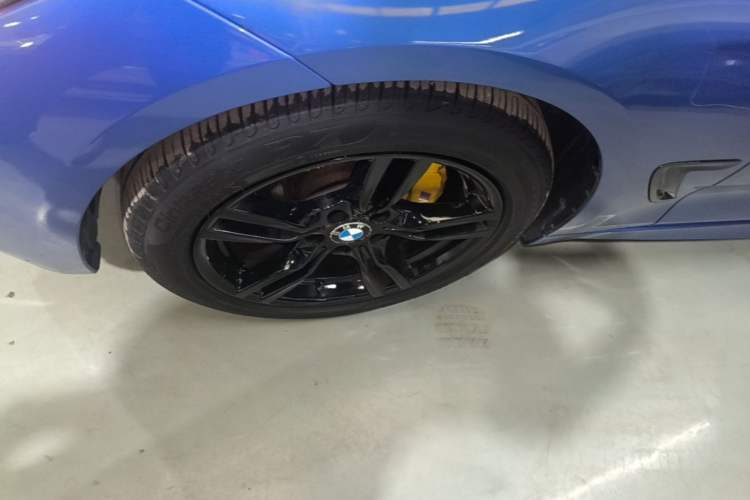 Used BMW 3 Series GT 2019 320i M Sport Package Left Front Wheel Hub