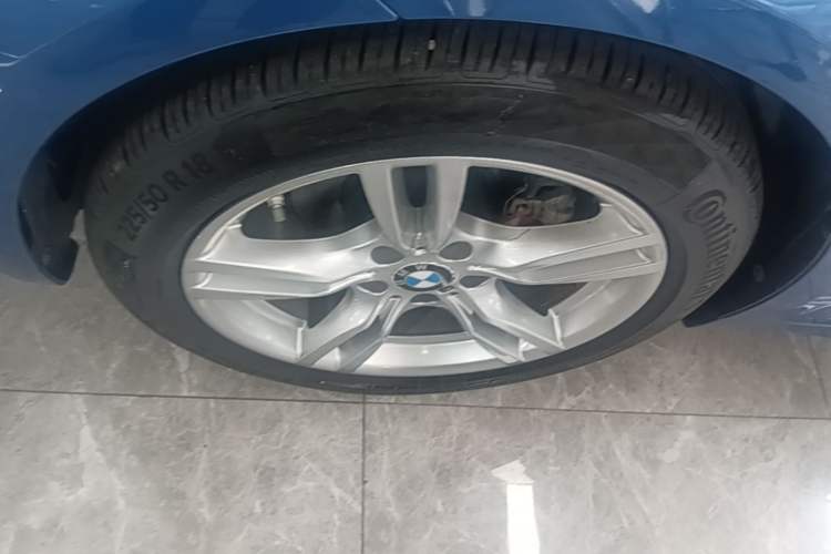 Used BMW 3 Series GT 2019 320i M Sport Package Left Front Wheel Hub
