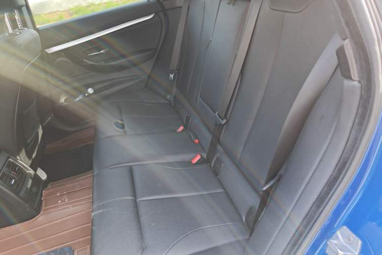 Used BMW 3 Series GT 2019 320i M Sport Package Left Rear Seat