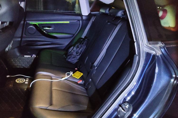 Used BMW 3 Series GT 2019 320i Sport Edition Left Rear Seat