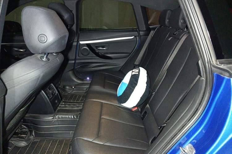 Used BMW 3 Series GT 2019 320i M Sport Package Left Rear Seat
