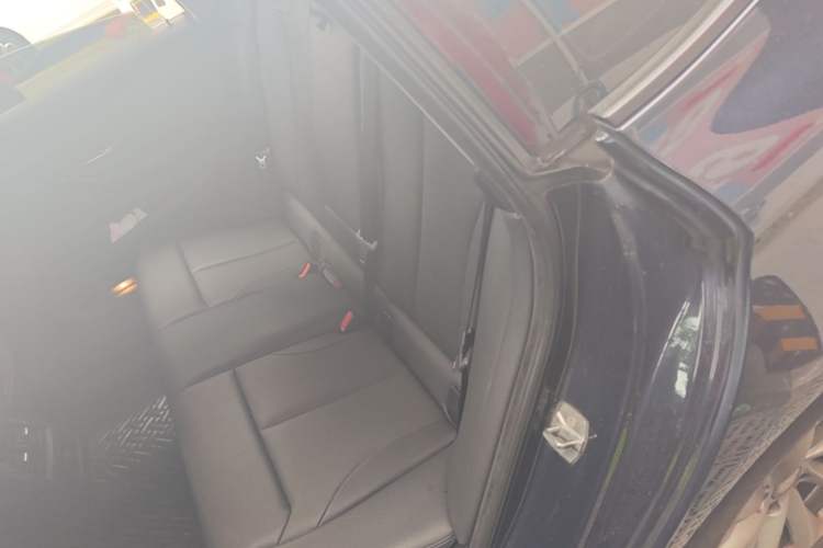 Used BMW 3 Series GT 2019 320i Sport Edition Left Rear Seat