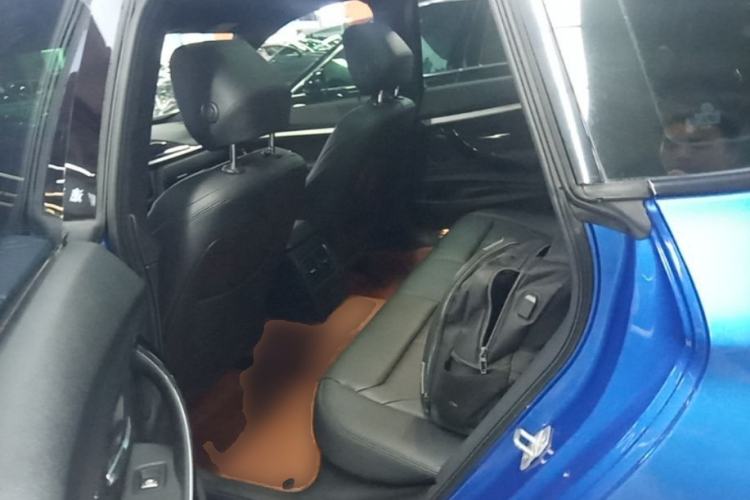 Used BMW 3 Series GT 2019 320i Sport Edition Left Rear Seat