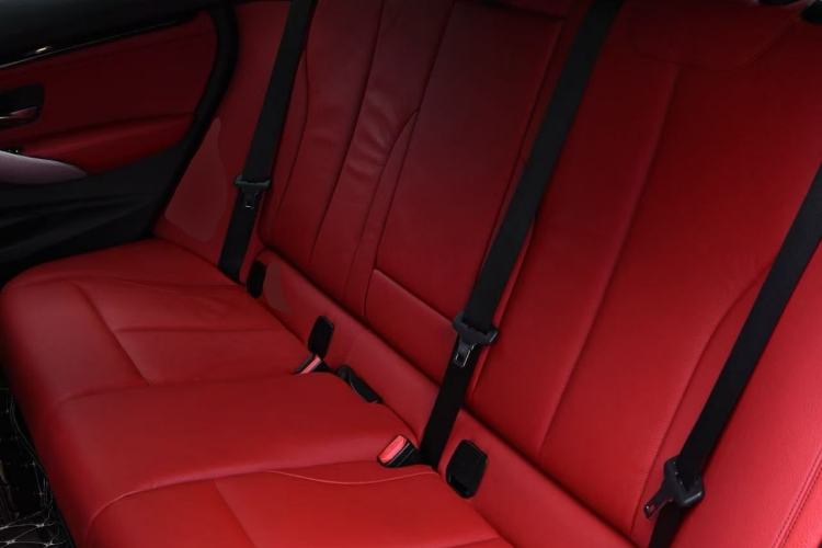 Used BMW 3 Series GT 2019 320i M Sport Left Rear Seat
