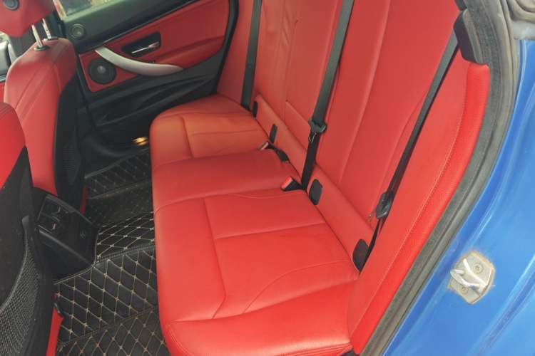 Used BMW 3 Series GT 2019 320i M Sport Left Rear Seat
