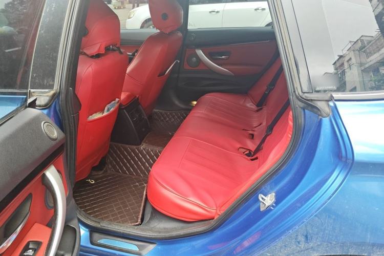 Used BMW 3 Series GT 2019 320i M Sport Left Rear Seat