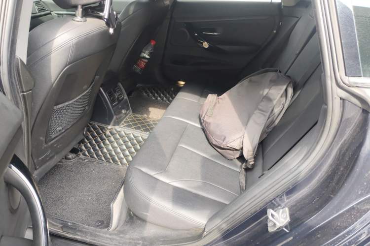 Used BMW 3 Series GT 2019 320i Sport Edition Left Rear Seat