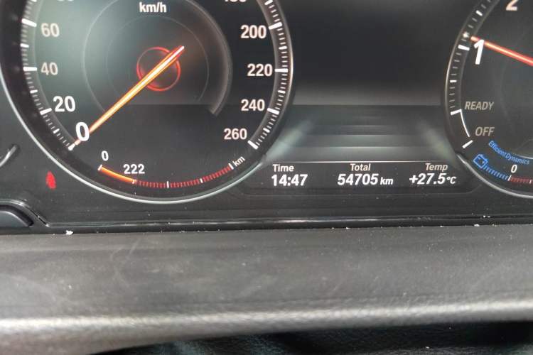 Used BMW 3 Series GT 2019 330i xDrive M Sport Edition Odometer Close Up