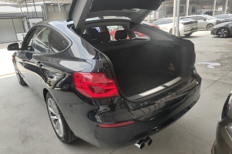 Used BMW 3 Series GT 2019 320i Sport Edition Rear Left 45 Deg