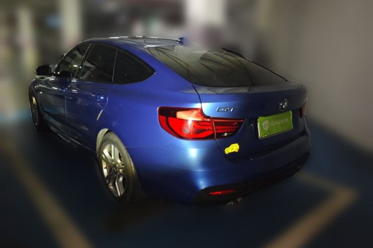 Used BMW 3 Series GT 2019 320i M Sport Package Rear Left 45 Deg