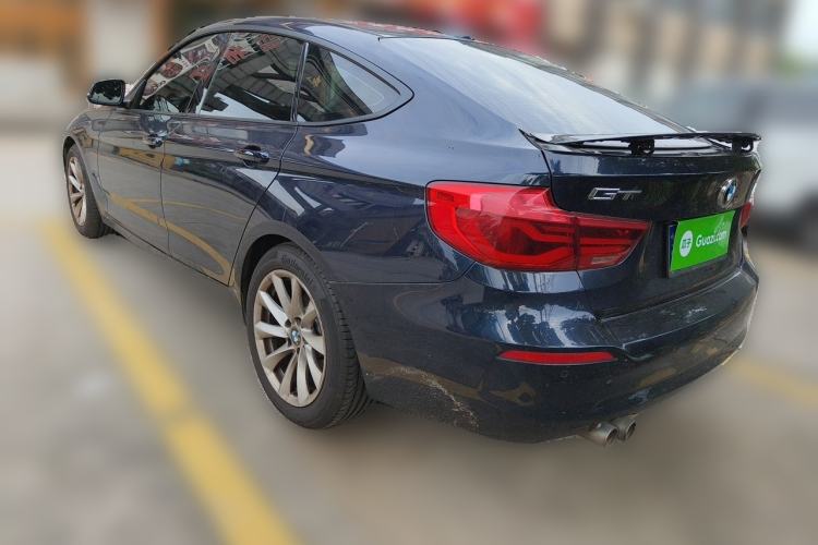 Used BMW 3 Series GT 2019 320i Sport Edition Rear Left 45 Deg